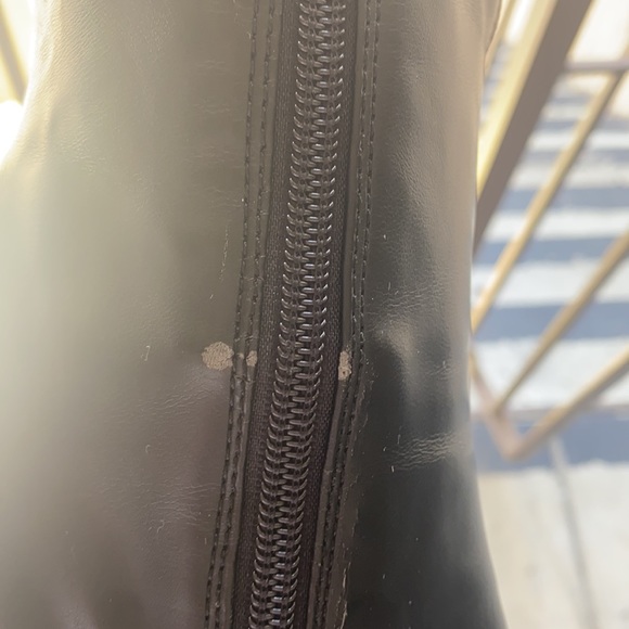 Size 9 black Suede Steven Madden heel boots - Picture 5 of 8